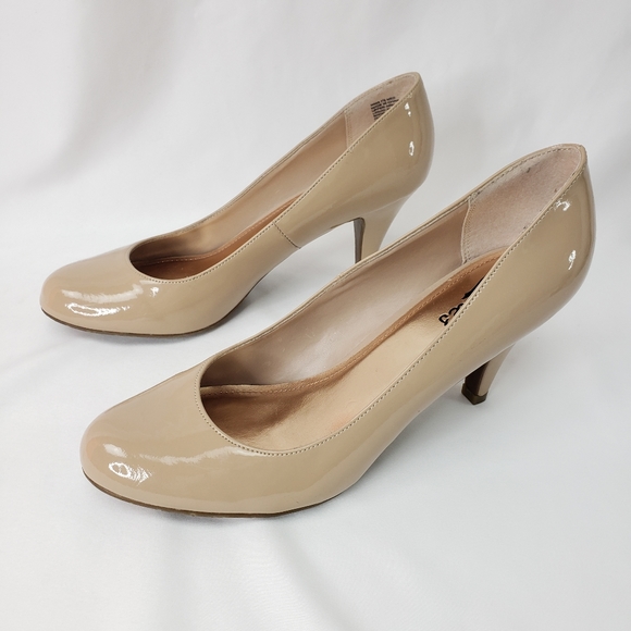 Candie's Shoes - Candie's Nude Round Toe Heels